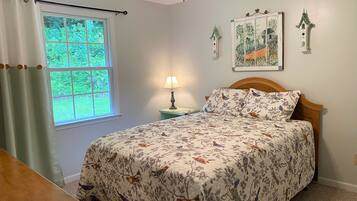 2 bedrooms, WiFi, bed sheets