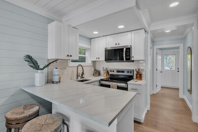 LARGEST in North Beach- PRIVATE POOL- 1 Block to BEACH - All 3 Units- SLEEPS 16