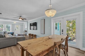 Interior - LARGEST in North Beach- PRIVATE POOL- 1 Block to BEACH - All 3 Units- SLEEPS 16 (Clearwater)