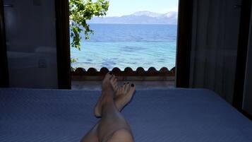 3 bedrooms, iron/ironing board