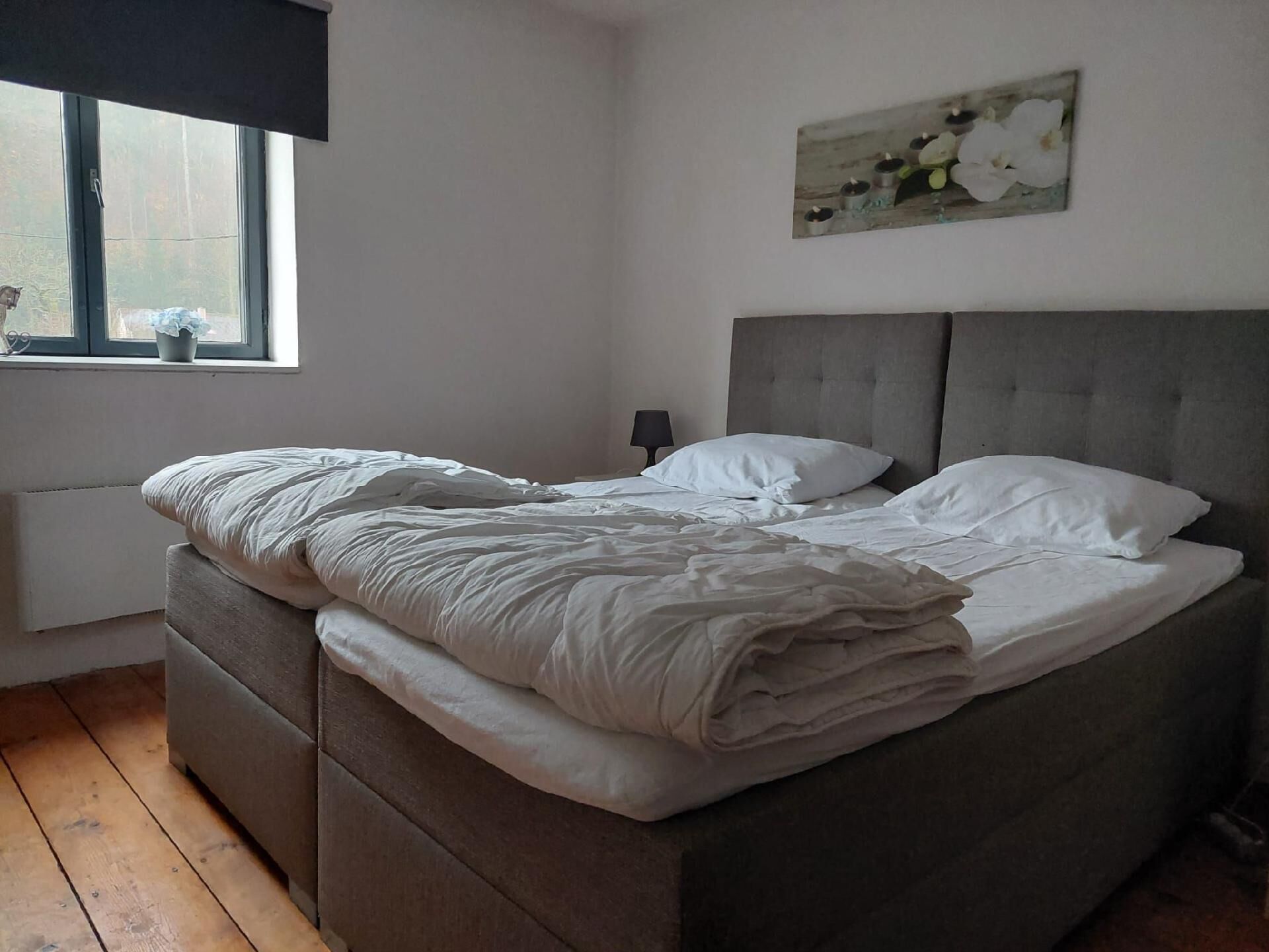 3 bedrooms, iron/ironing board, free Internet