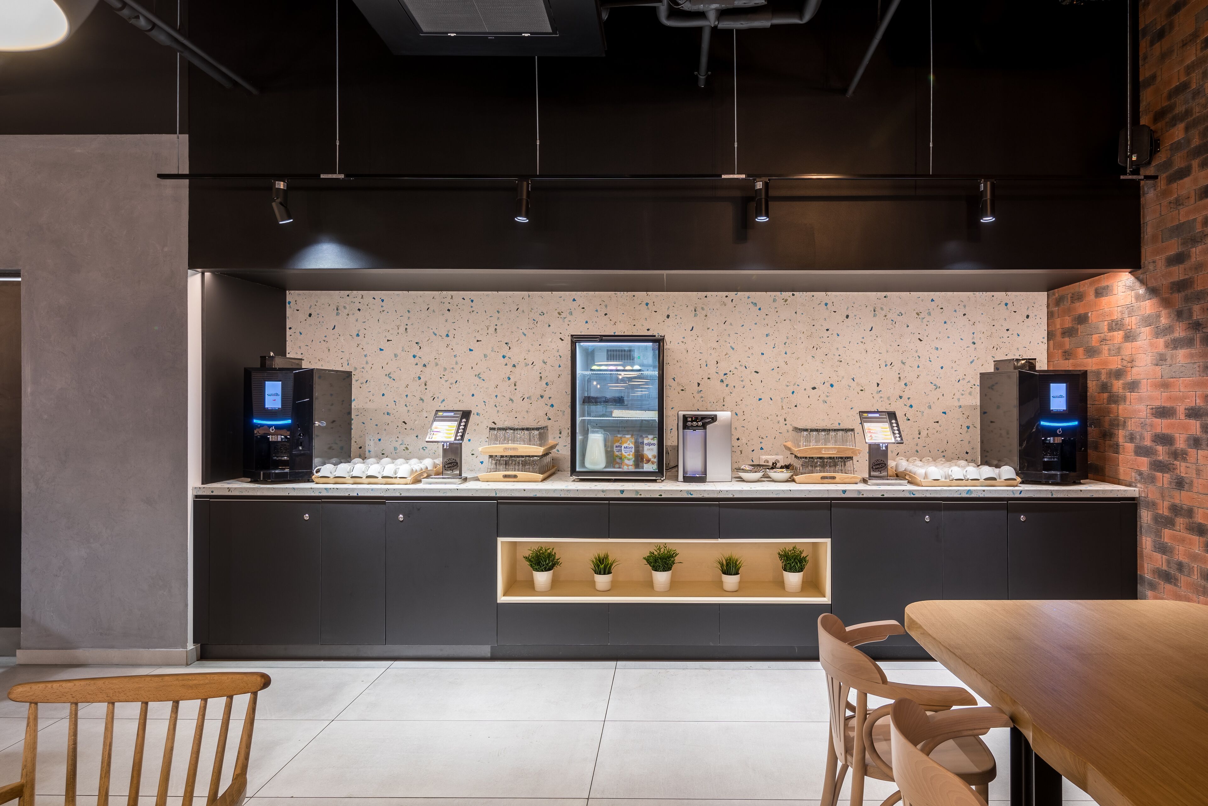 daily buffet breakfast (huf 3700 per person)