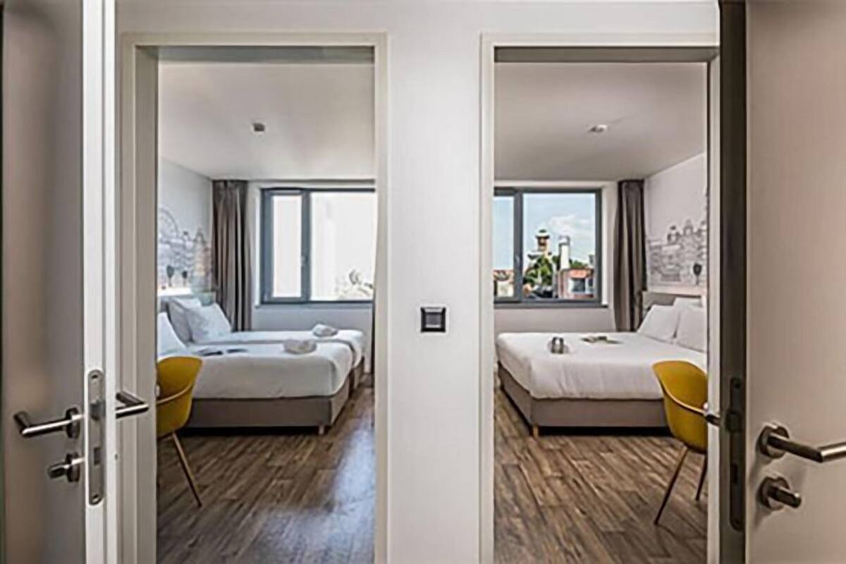 Zimmersafe, Schreibtisch, schallisolierte Zimmer, kostenloses WLAN