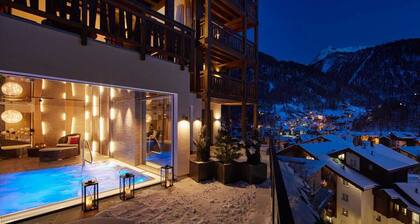 Luxury Chalet with View in Zermatt center with wellness spa