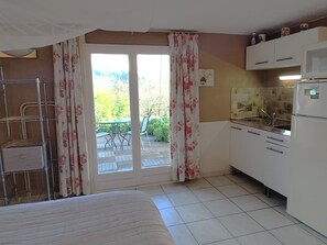 1 غرفة نوم وواي فاي مجانًا وملاءات أسرّة