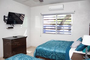 3 室のベッドルーム、アイロン / アイロン台、WiFi (無料)、ベッドシーツ