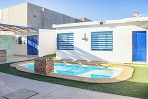 Udendørs pool