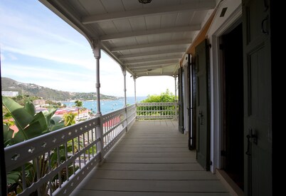 CasaTaboo: Historical Harbor View Villa w/ Maid