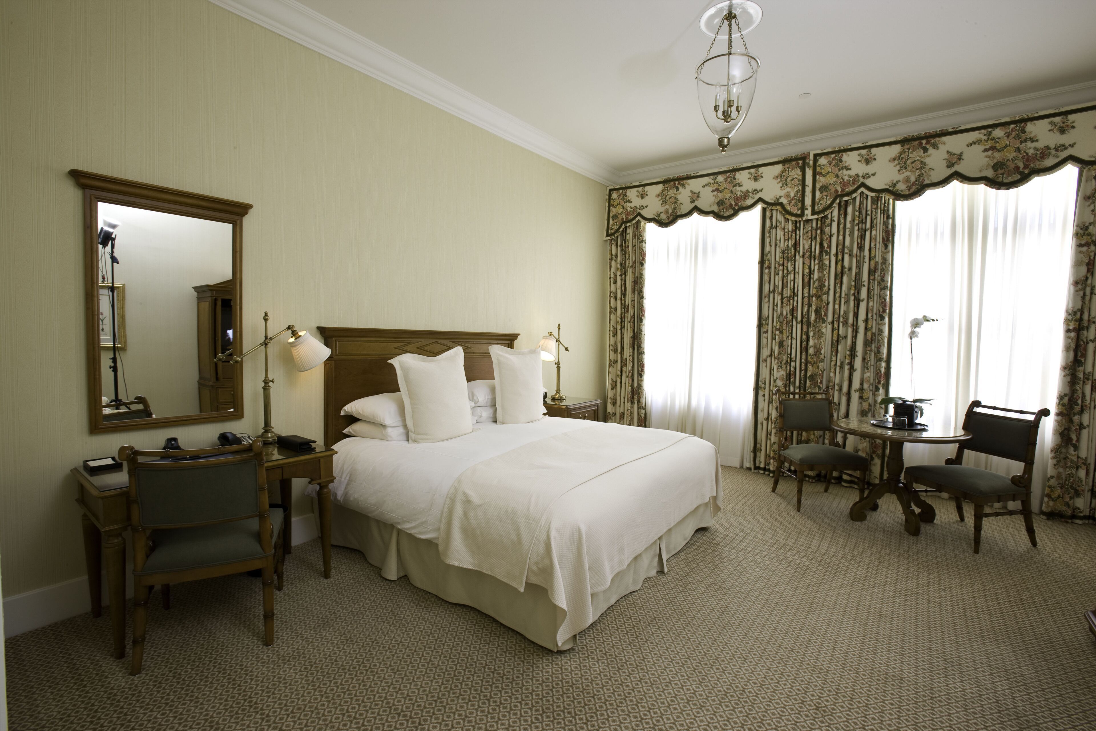 Premium bedding, down comforters, in-room safe, desk