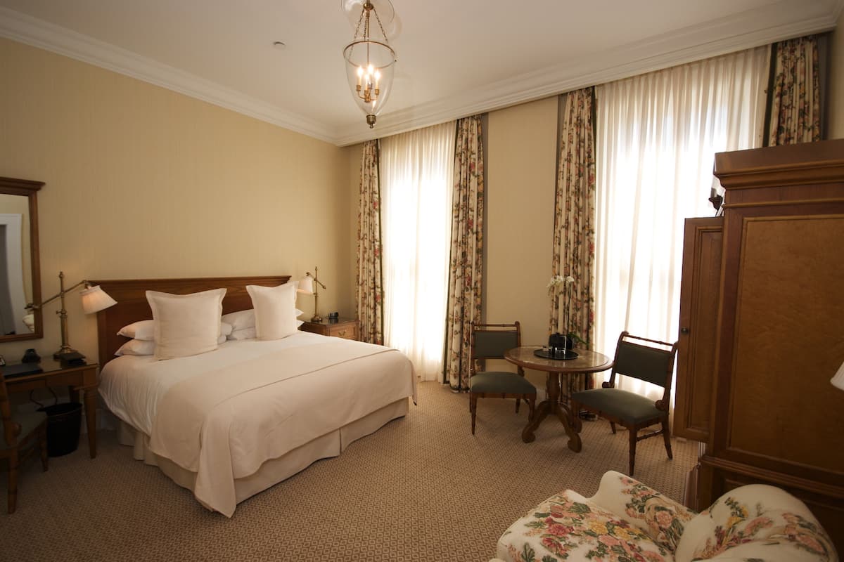 Premium bedding, down comforters, in-room safe, desk