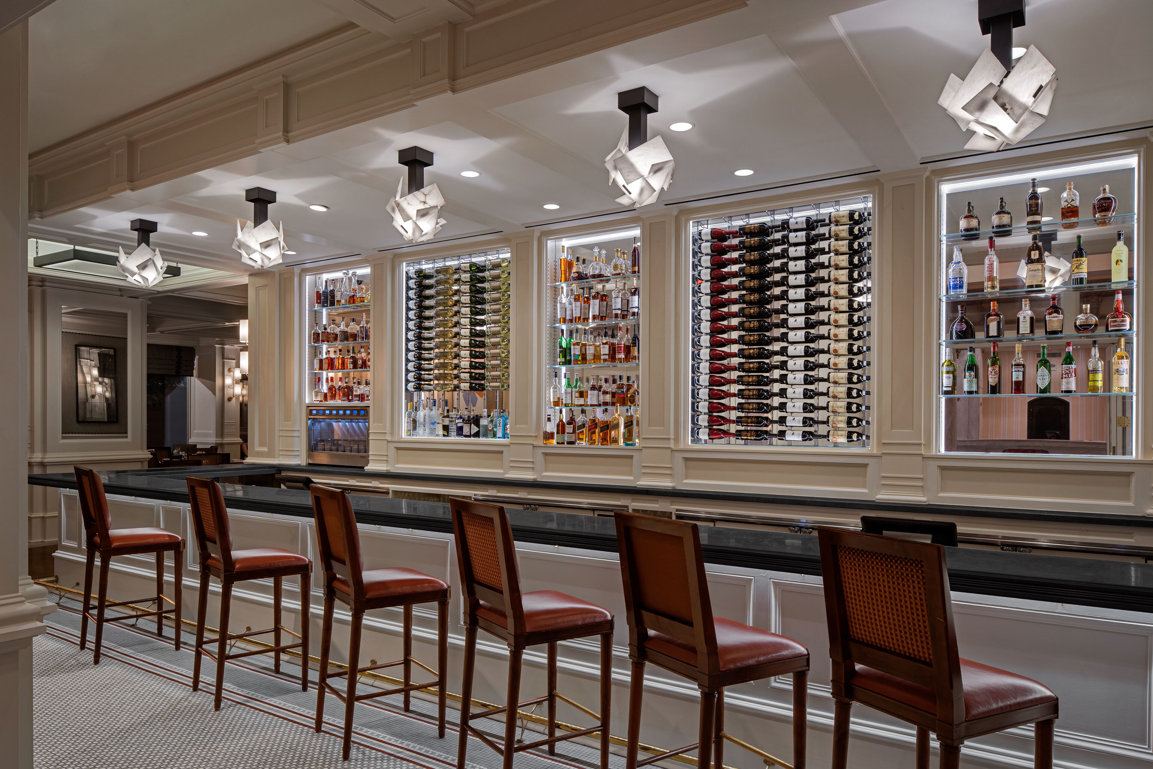 lunch and dinner served, american cuisine