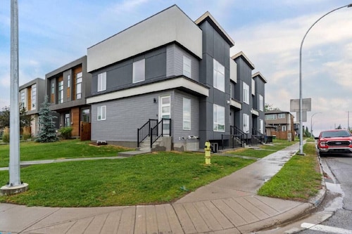 Cozy 1Br, Pet-Friendly Suite Near Marda Loop