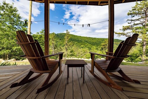Luxury Bunker Retreat | Shenandoah Views & Ultimate Seclusion