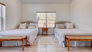 4 bedrooms - Sugar Loaf Serenity (Southampton)