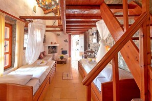 2 bedrooms, WiFi - Holiday House Penelope in Mavrikiano (Plaka)