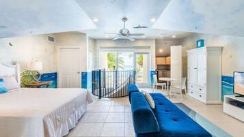 6 bedrooms, in-room safe, iron/ironing board, travel cot