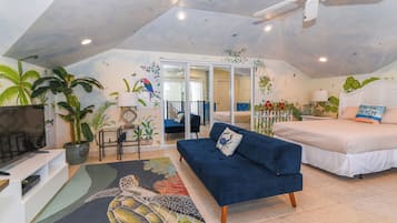 6 bedrooms, in-room safe, iron/ironing board, travel cot