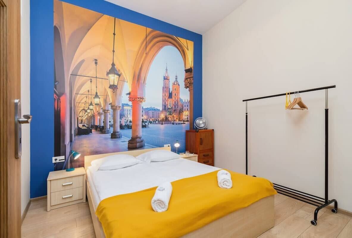 2 slaapkamers, een bureau, een strijkplank/strijkijzer, wifi