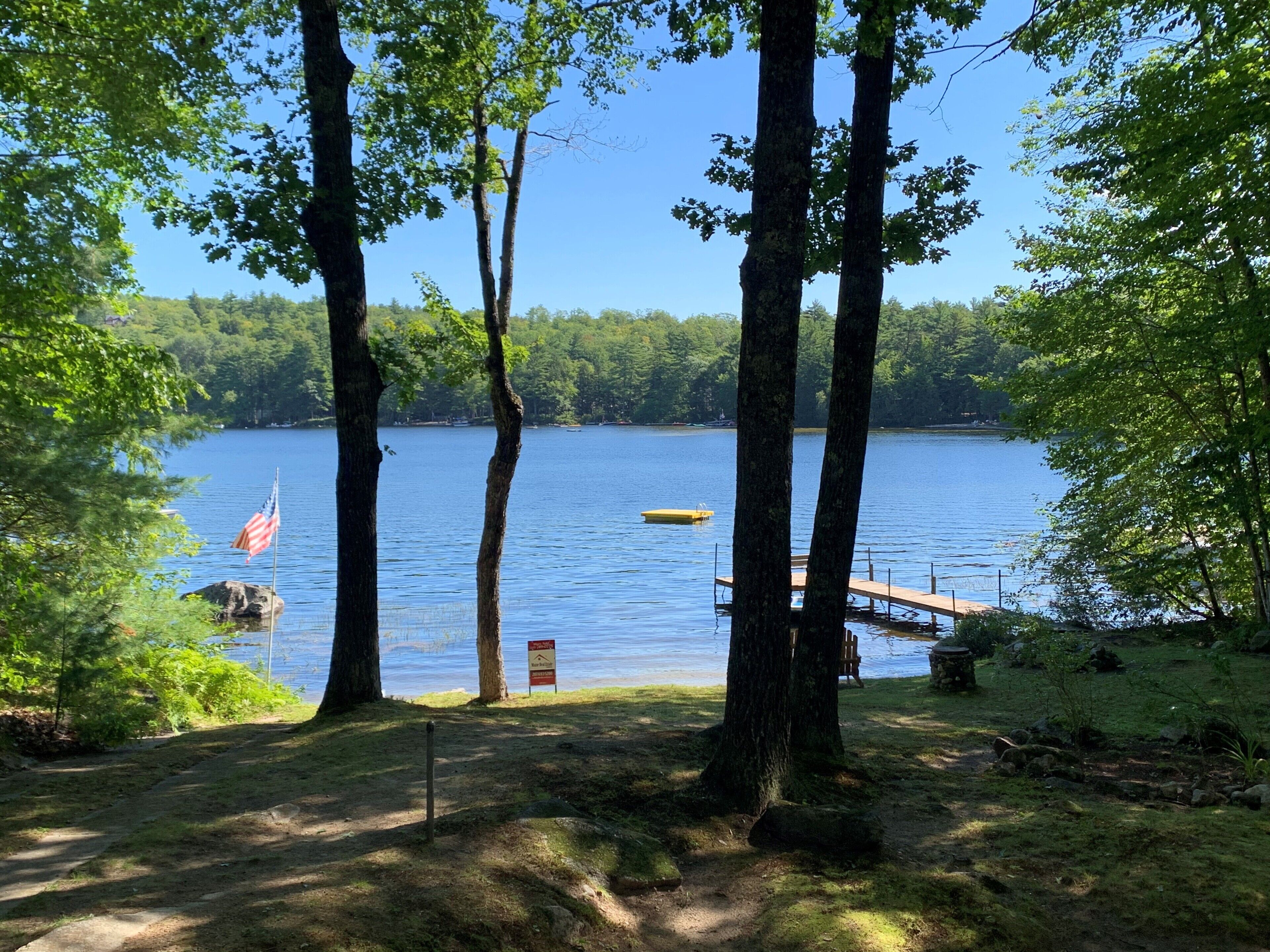 Beautiful, lakefront home for all seasons
