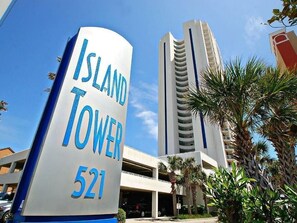 Exterior - Serenity: Island Tower 702 3BR 3BA, 2 Gulf-Front Masters, + Free Beach Service!! (Gulf Shores)