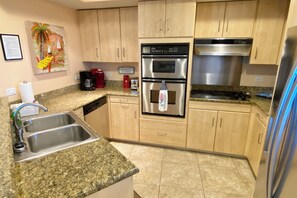 Fridge, microwave, oven, stovetop - Serenity: Island Tower 702 3BR 3BA, 2 Gulf-Front Masters, + Free Beach Service!! (Gulf Shores)