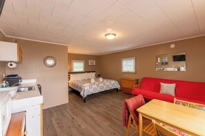 1 Schlafzimmer, Bügeleisen/Bügelbrett, Internetzugang, Bettwäsche