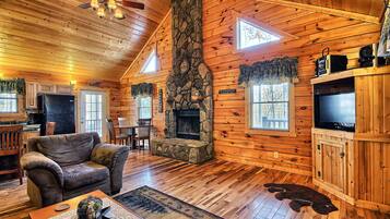 TV, fireplace, DVD player