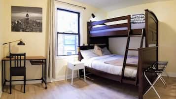 4 bedrooms, desk, iron/ironing board, free WiFi