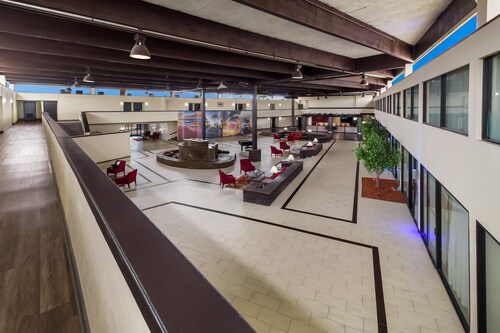 Clarion Pointe Lake Jackson - Clute