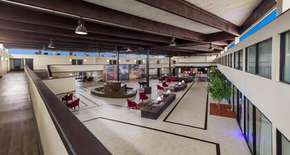 Clarion Pointe Lake Jackson - Clute