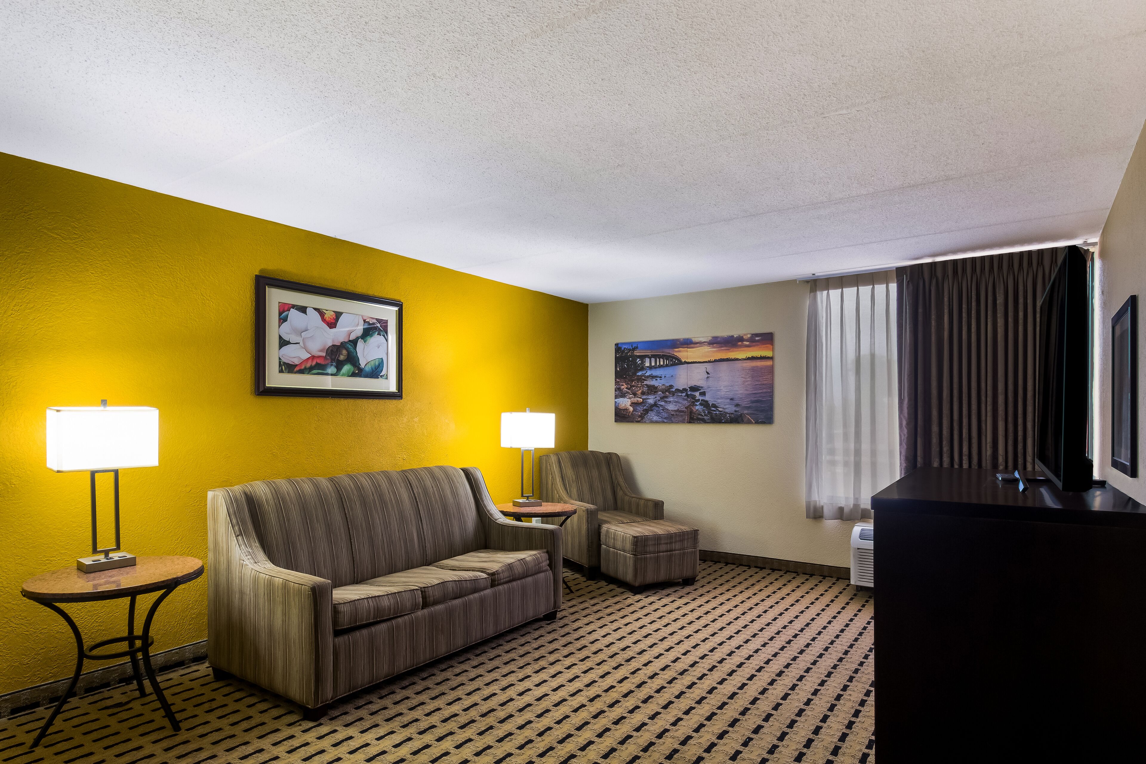 40-inch flat-screen TV with cable channels, TV