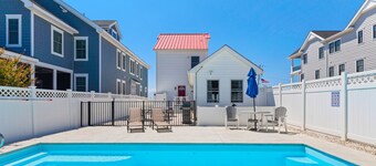 BEACHFRONT Home with HEATED POOL in North Cape May!!!!