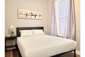 4 bedrooms, desk, iron/ironing board, free WiFi