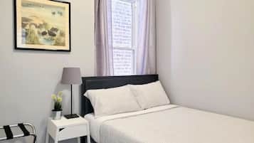 4 chambres, bureau, fer et planche à repasser, accès au Wi-Fi (inclus)