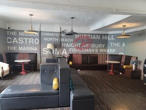 Exterior - Ansonia Hotel - Hostel (San Francisco)