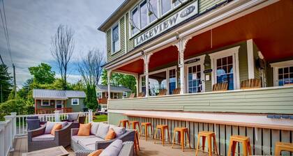 Room 12 (3rd Floor with Shared Bathroom)