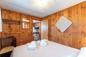 2 Schlafzimmer, Bügeleisen/Bügelbrett, Internetzugang, Bettwäsche