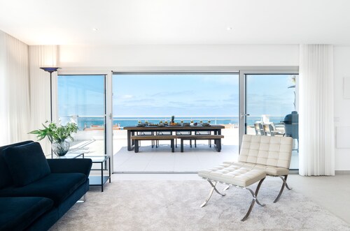 The Penthouse - Private Heated Pool and Sea View Terrace