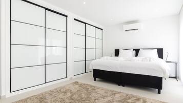 2 chambres, fer et planche à repasser, lit parapluie, Wi-Fi gratuit