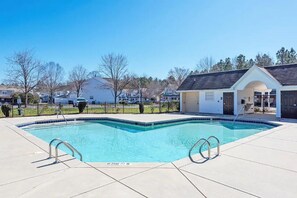 Pool - Beautifully Furnished, Raleigh Townhome Retreat (Raleigh)