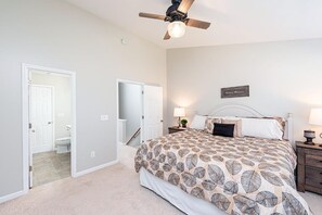 2 camere, ferro/asse da stiro, Wi-Fi gratuito, lenzuola