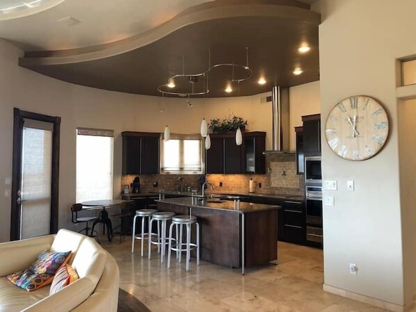Interior - Contemporary Elegance (Doña Ana County)