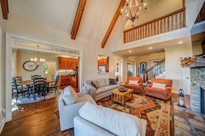 Smart TV, fireplace, table football, ping pong - Big Canoe Home with Mountain Views, Game Room, Fire Pit, Sleeps 14 (Big Canoe)