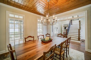 Dining - Big Canoe Home with Mountain Views, Game Room, Fire Pit, Sleeps 14 (Big Canoe)
