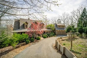 Exterior - Big Canoe Home with Mountain Views, Game Room, Fire Pit, Sleeps 14 (Big Canoe)