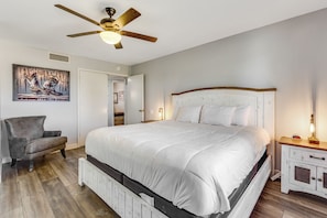 3 bedrooms, iron/ironing board, internet, bed sheets