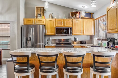 Dog-friendly home with private pool, great backyard, and free WiFi