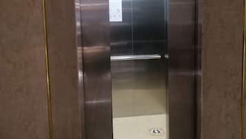Elevator