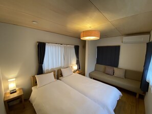 Free WiFi, bed sheets