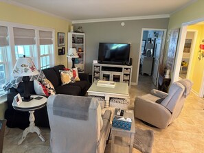 Smart TV, DVD player